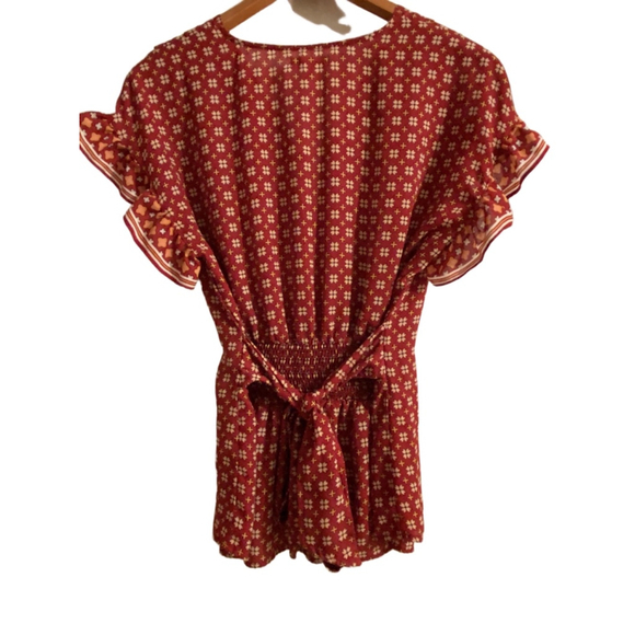 Women's Max Studio Red Floral Print Top - Picture 2 of 3